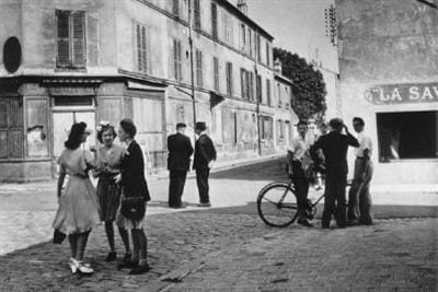 doisneau_sunday_morningR400