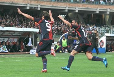 nene_gol_cagliari_R375_29nov09
