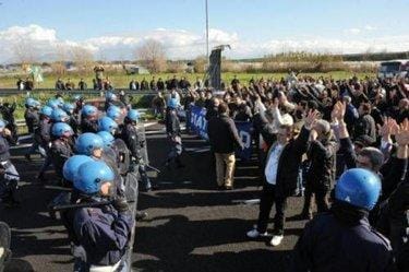 polizia_R375