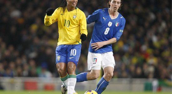 ronaldinho_montolivo
