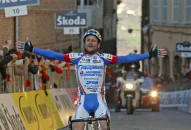 scarponi_R375x255_16mar09