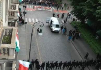 scontritorinopoliziastudentiR400