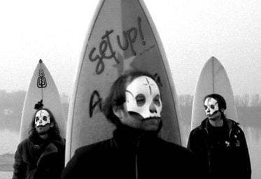 treallegriragazzimorti_R375
