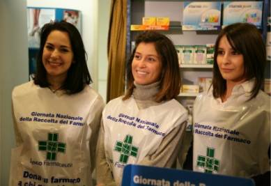 volontari_bancofarmaceutico_r400