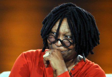 infophoto_Whoopi_Goldberg_sister_act_R439