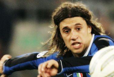 hernan_crespo_R375x255_01set08