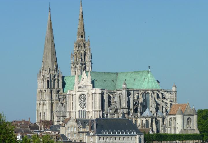 chiesa_cattedrale_chartres_arte_wikipedia
