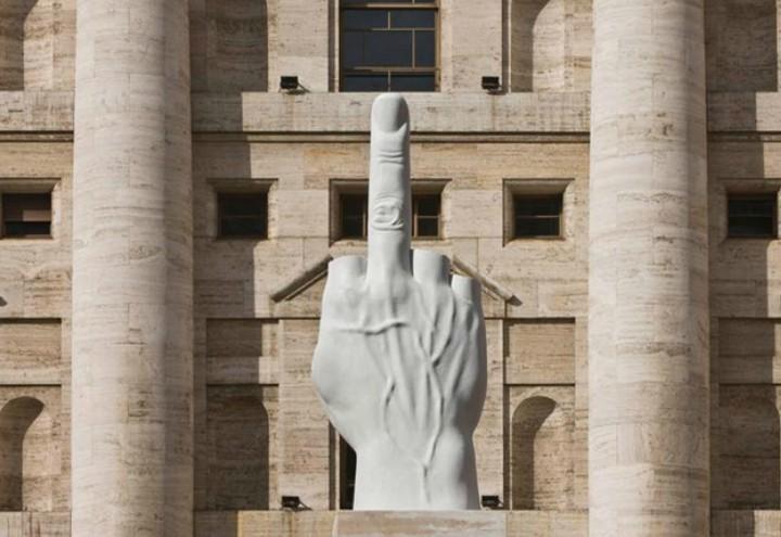 dito-cattelan