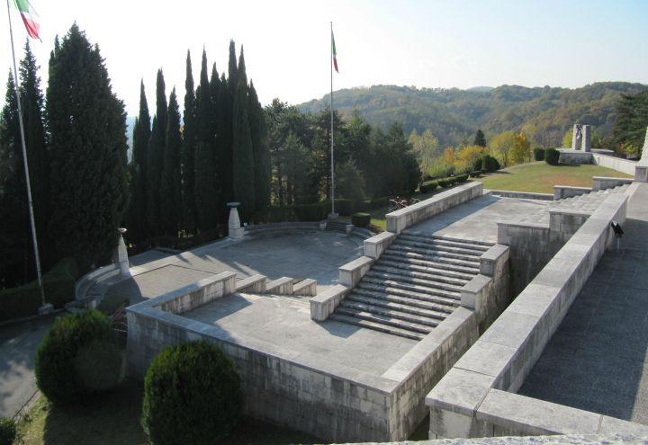 sacrario_militare_di_oslavia_wikipedia