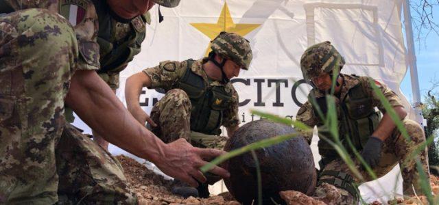 esercito_disinnesco_bomba_ordigno_militari_tiwtter_2018