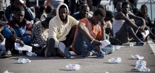 migranti bologna