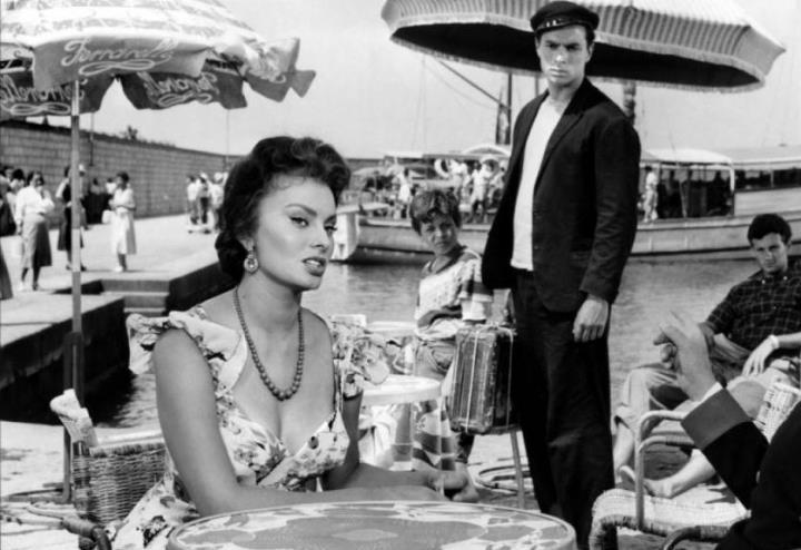 pane_amore_e_film_dino_risi