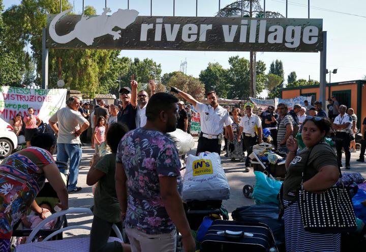 sgombero_campo_rom_camping_river_roma_nomadi_lapresse_2018