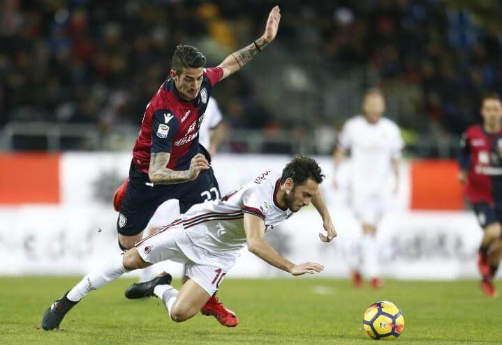 Calhanoglu_Deiola_Milan_Cagliari_lapresse_2018