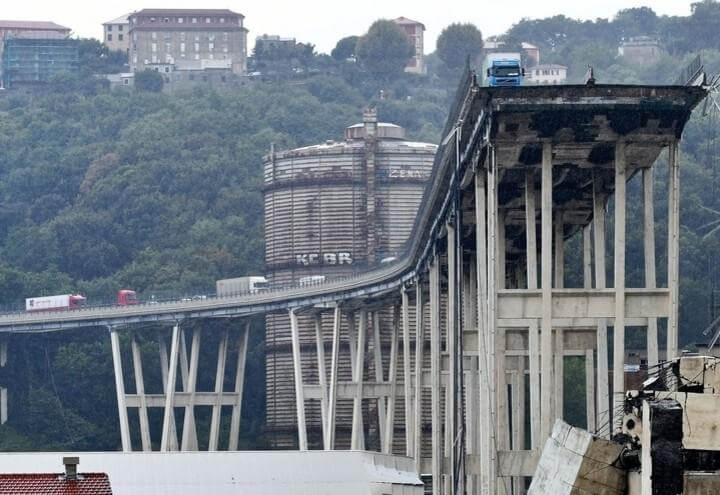 Genova_Ponte_Morandi_Rotto_Lapresse