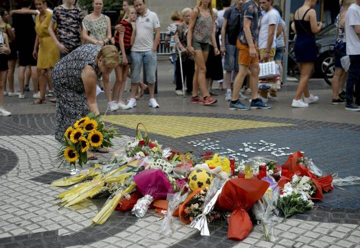 barcellona_attentato_anniversario_ramblas_lapresse_2018