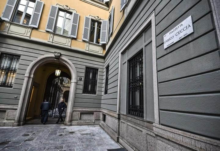Mediobanca_Piazzetta_Cuccia_Lapresse