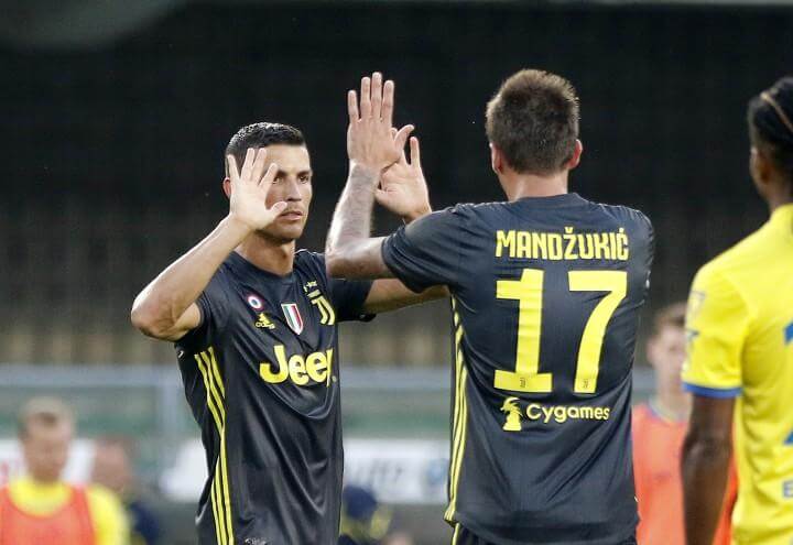 Ronaldo_Mandzukic_Juventus_high_five_lapresse_2018