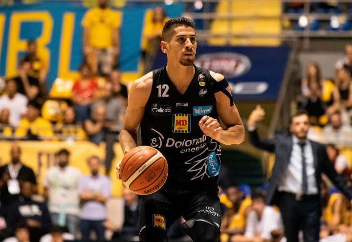 Diego_Flaccadori_palleggio_Trento_nera_lapresse_2018