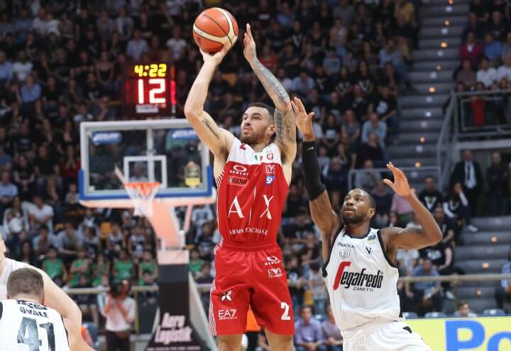 Mike_James_Olimpia_Milano_Bologna_lapresse_2018
