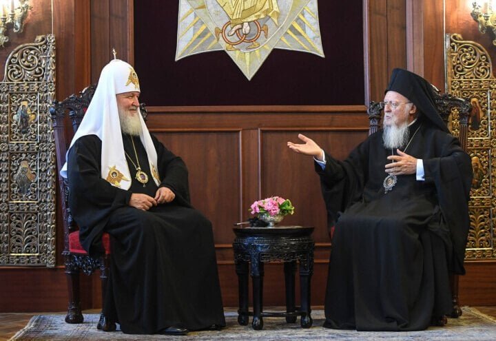 chiesa_ortodossa_patriarca_kirill_bartolomeo_russia_costantinopoli_lapresse_2018