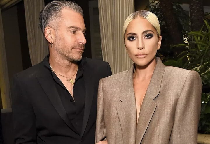 lady-gaga-christian-carino