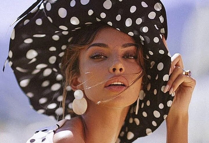 madalina_ghenea_amori_2018_facebook