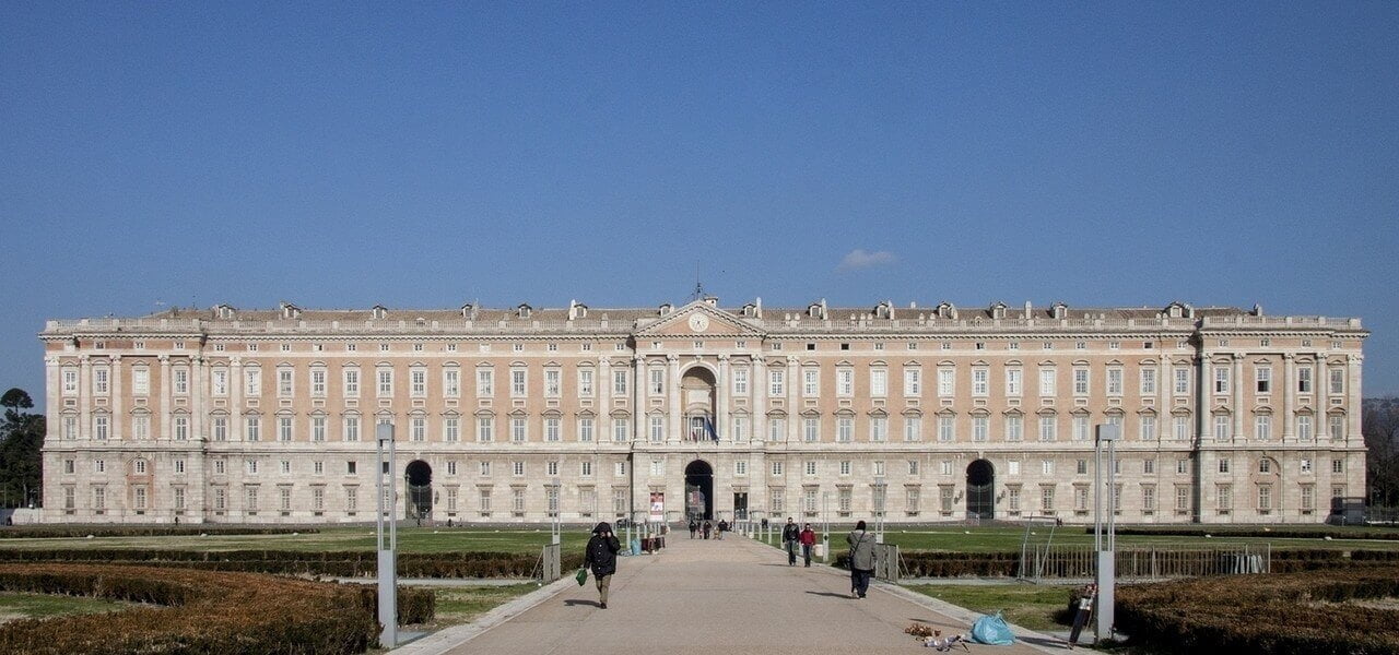 caserta reggia pixabay1280