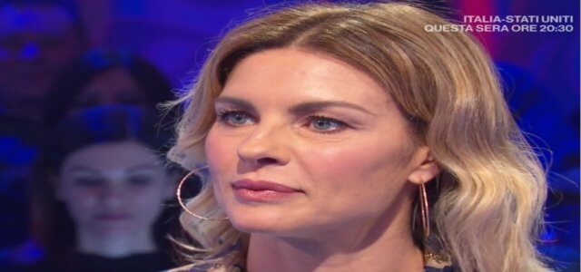martina colombari 640x300