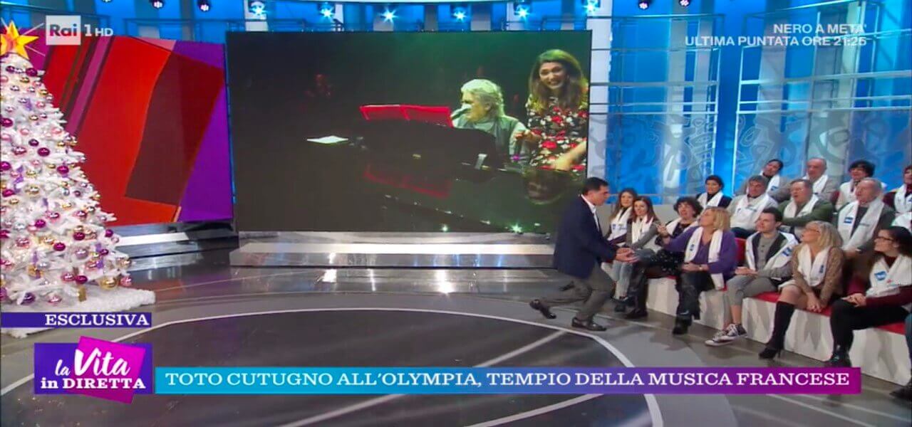 tiberio timperi canta vita diretta