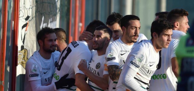 Venezia gol gruppo Modolo lapresse 2018 640x300