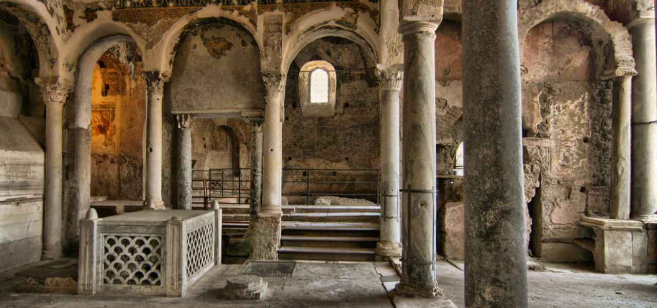 La tomba di San Felice da Nola