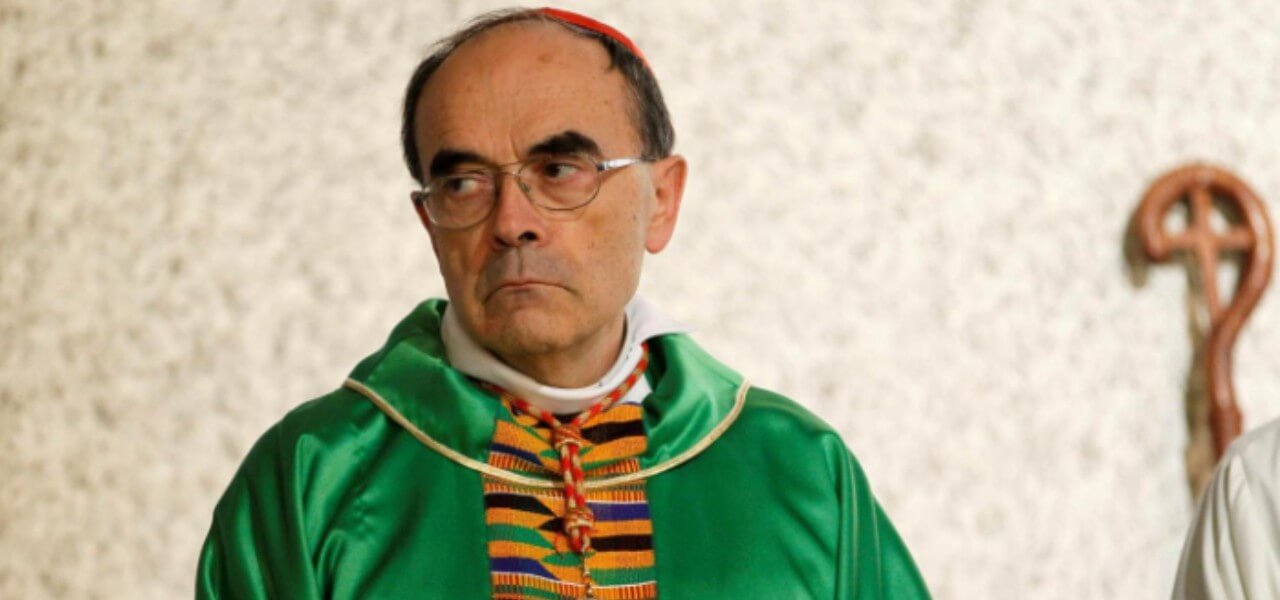 arcivescovo lione processo barbarin 2019 twitter
