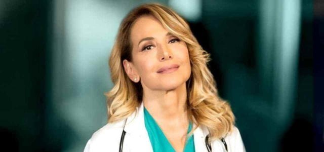 Barbara d’Urso è la Dottoressa Gio’ (Instagram, 2019)
