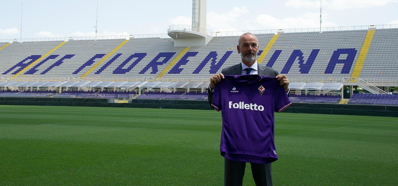 Pioli Fiorentina maglia stadio lapresse 2019