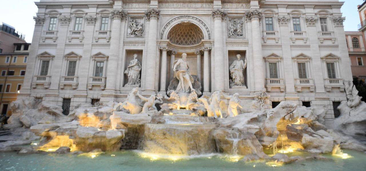 Monetine nella Fontana di Trevi