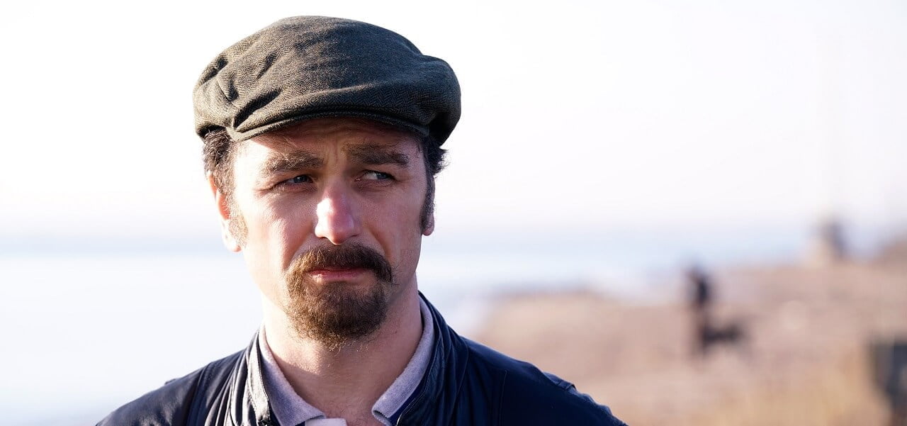matthew rhys perry mason