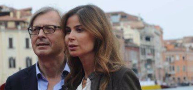 Vittorio Sgarbi a Pomeriggio 5/ "Sono stato fidanzato con ...