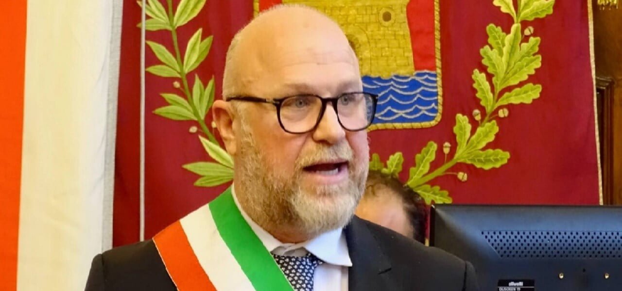 Livorno, il sindaco Filippo Nogarin (Facebook)