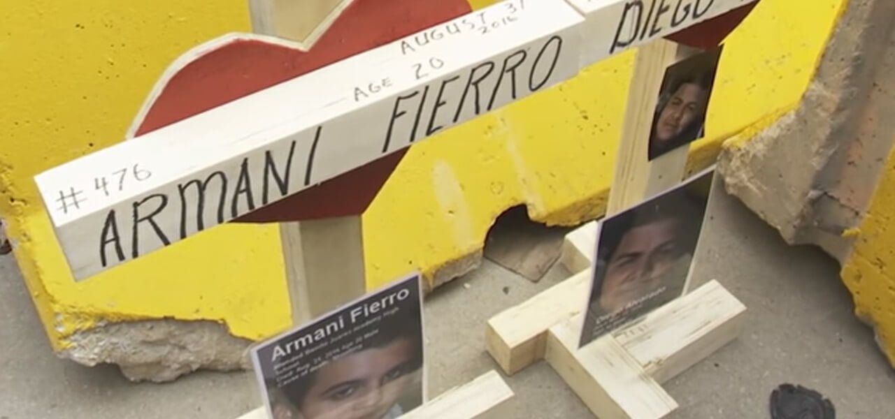 Greg Zanis, l'uomo delle croci