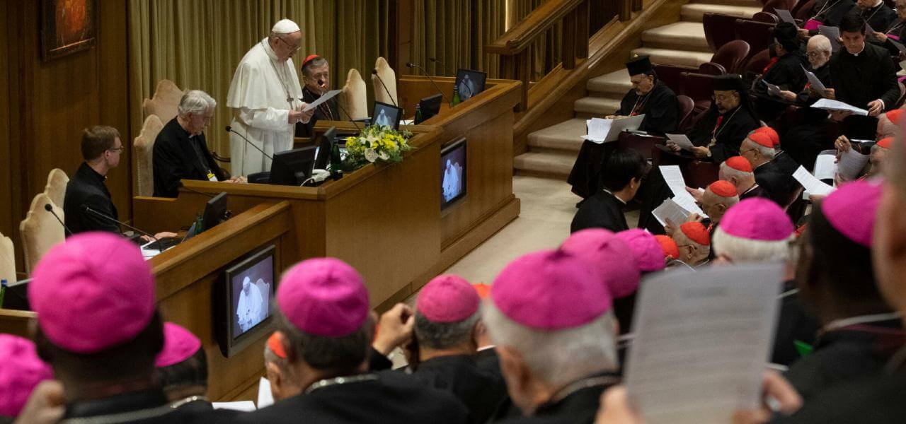 Papa Francesco, summit sulla pedofilia