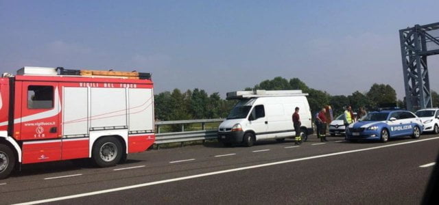 Incidente in autostrada, i soccorsi