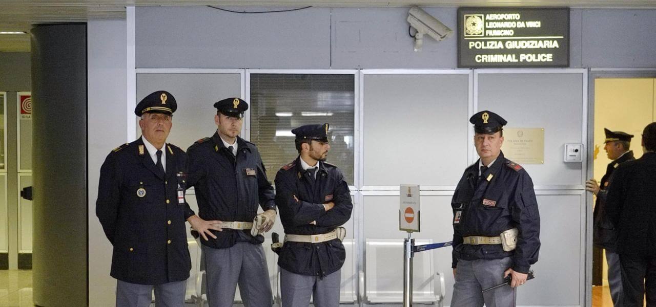 Polizia a Fiumicino