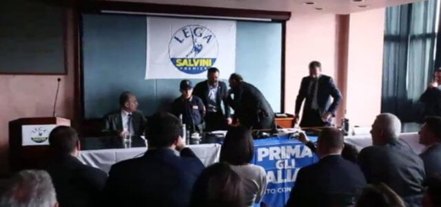 Potenza, bimbo accoglie Salvini