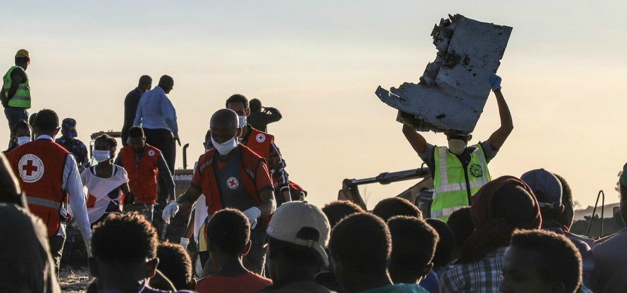 etiopia aereo caduto soccorsi lapresse1280