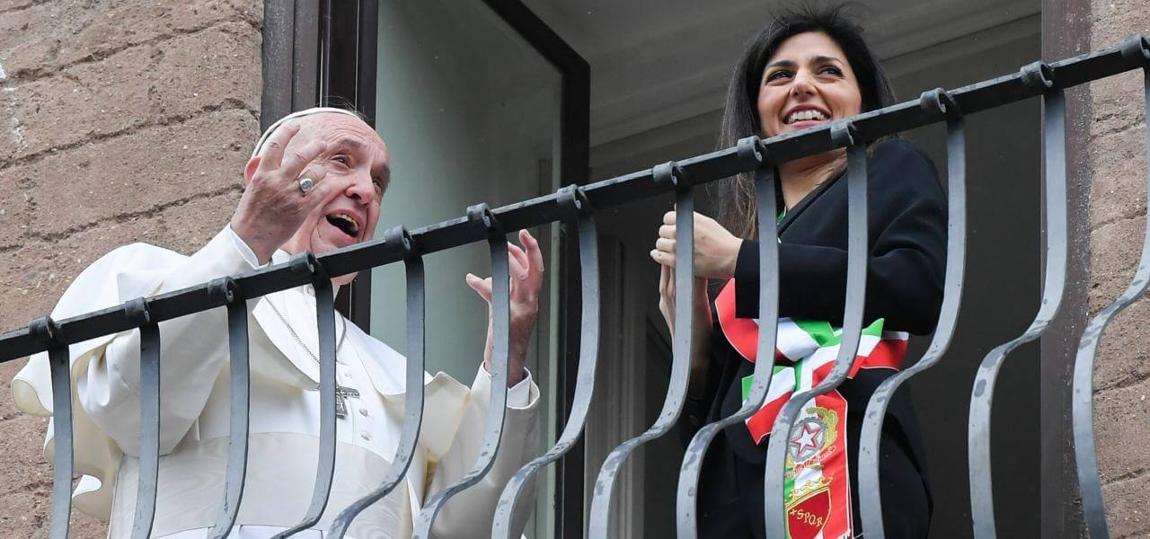 Papa Francesco con Virginia Raggi