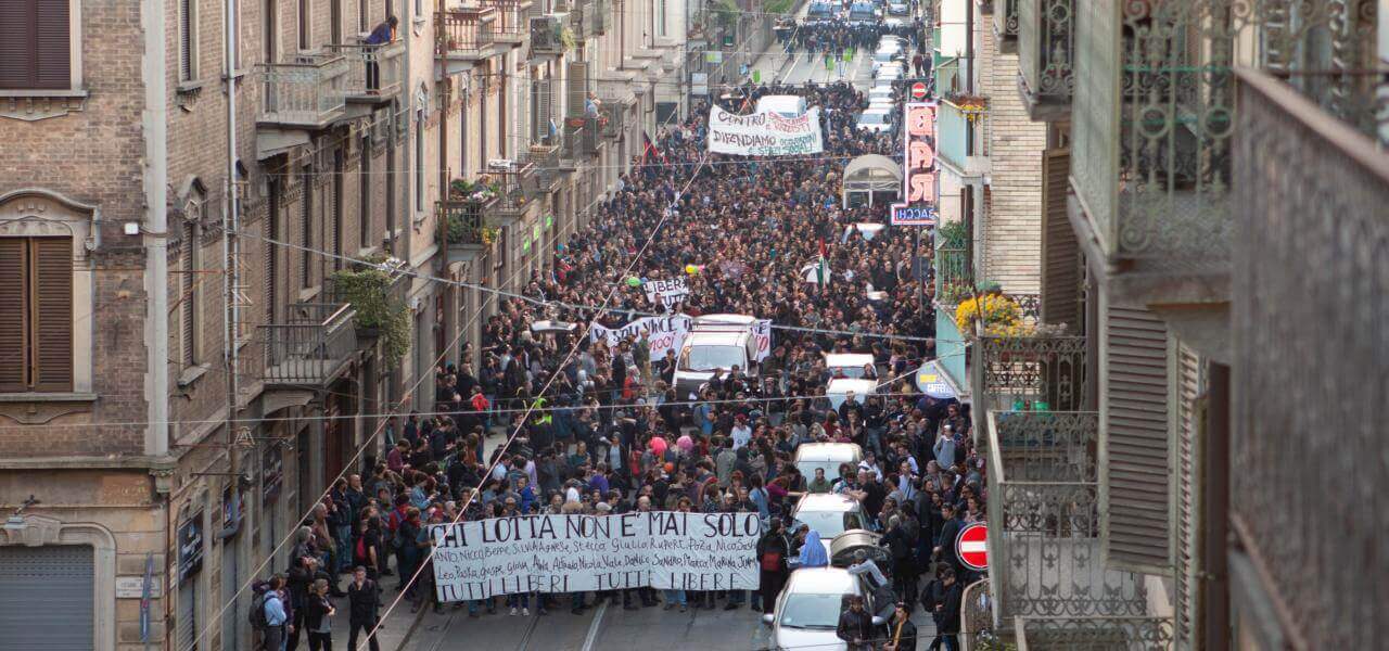 Corteo anarchici a Torino