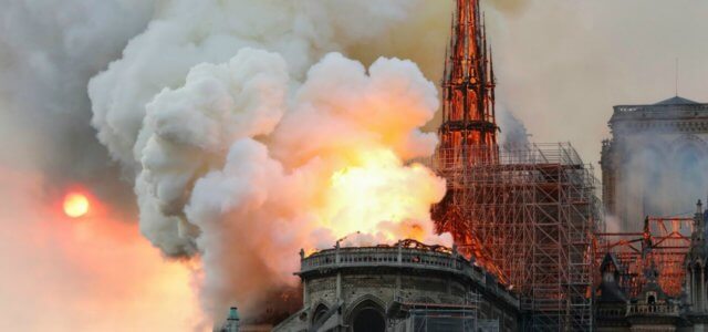 notredame parigi incendio 1 lapresse1280 640x300