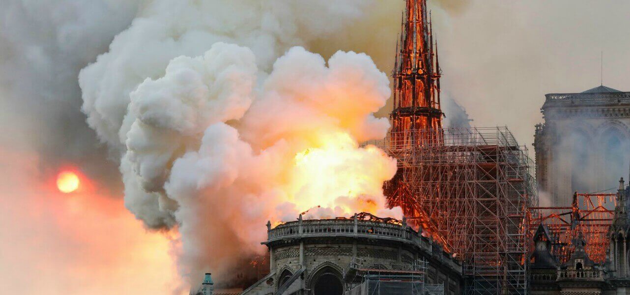 notredame parigi incendio 1 lapresse1280