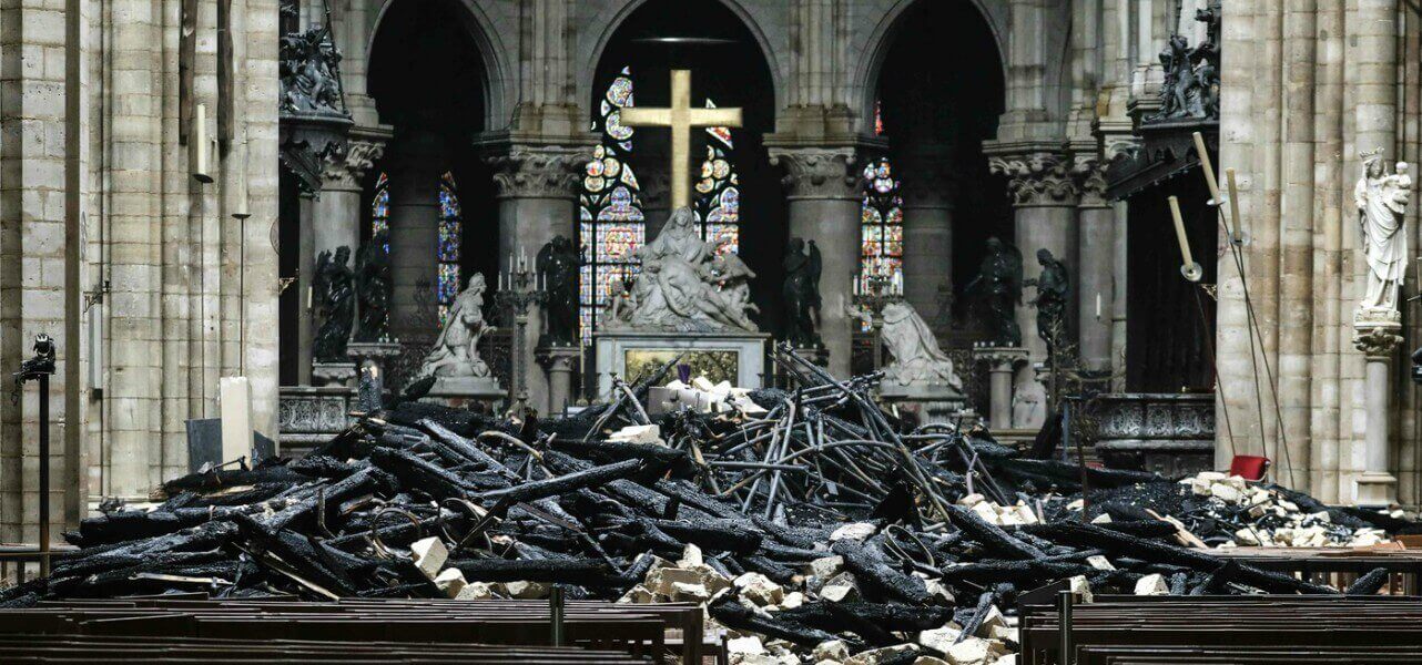notredame parigi incendio 2 lapresse1280